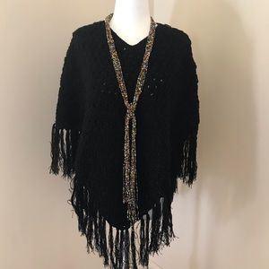 Black Sweater cappa/ poncho
